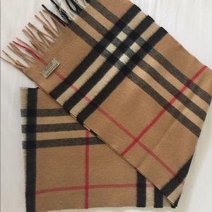 Burberry cashmere scarf